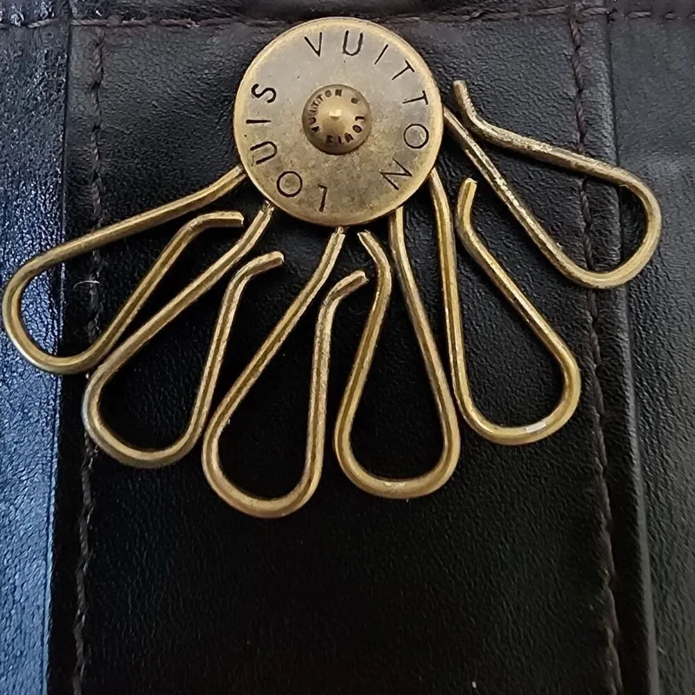Louis Vuitton LV Brown Leather Utah 6 Key holder - Picture 6 of 12